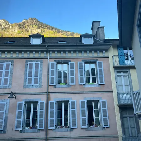 Cauterets Apartment *